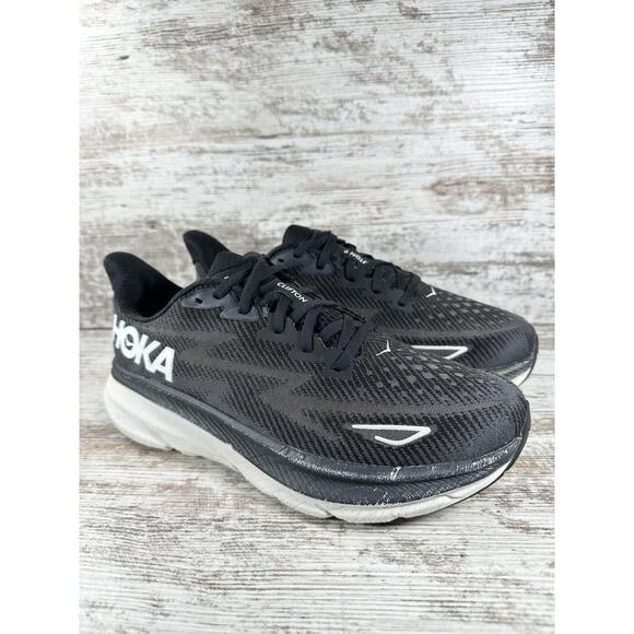 Women's Hoka One One Clifton 9 Black Running Shoes Sz 9.5B Athletic Great Shape! - Picture 1 of 13